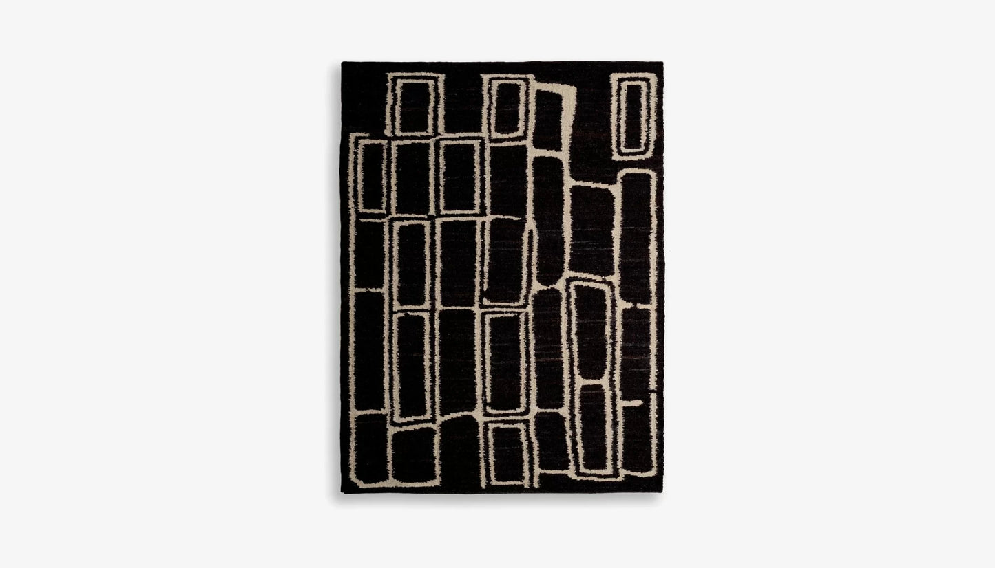 Vava 300 X 400cm Patterned Rug in Black & Ivory