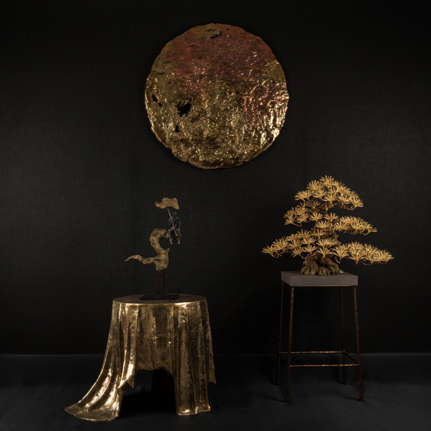 Bronze Table Cloth of Gold