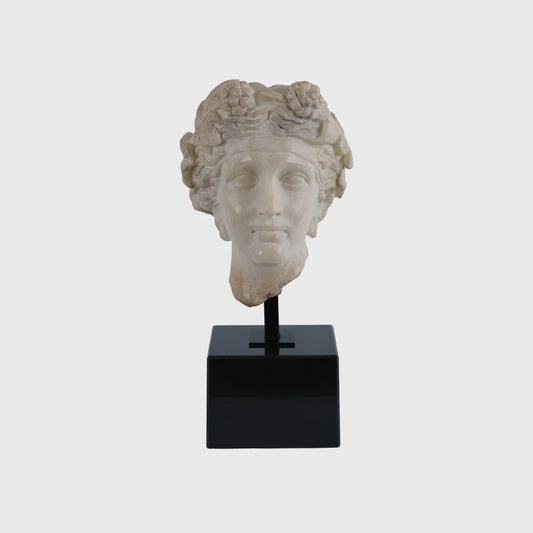 Decorative Marble Female Bust with Black Marble 2