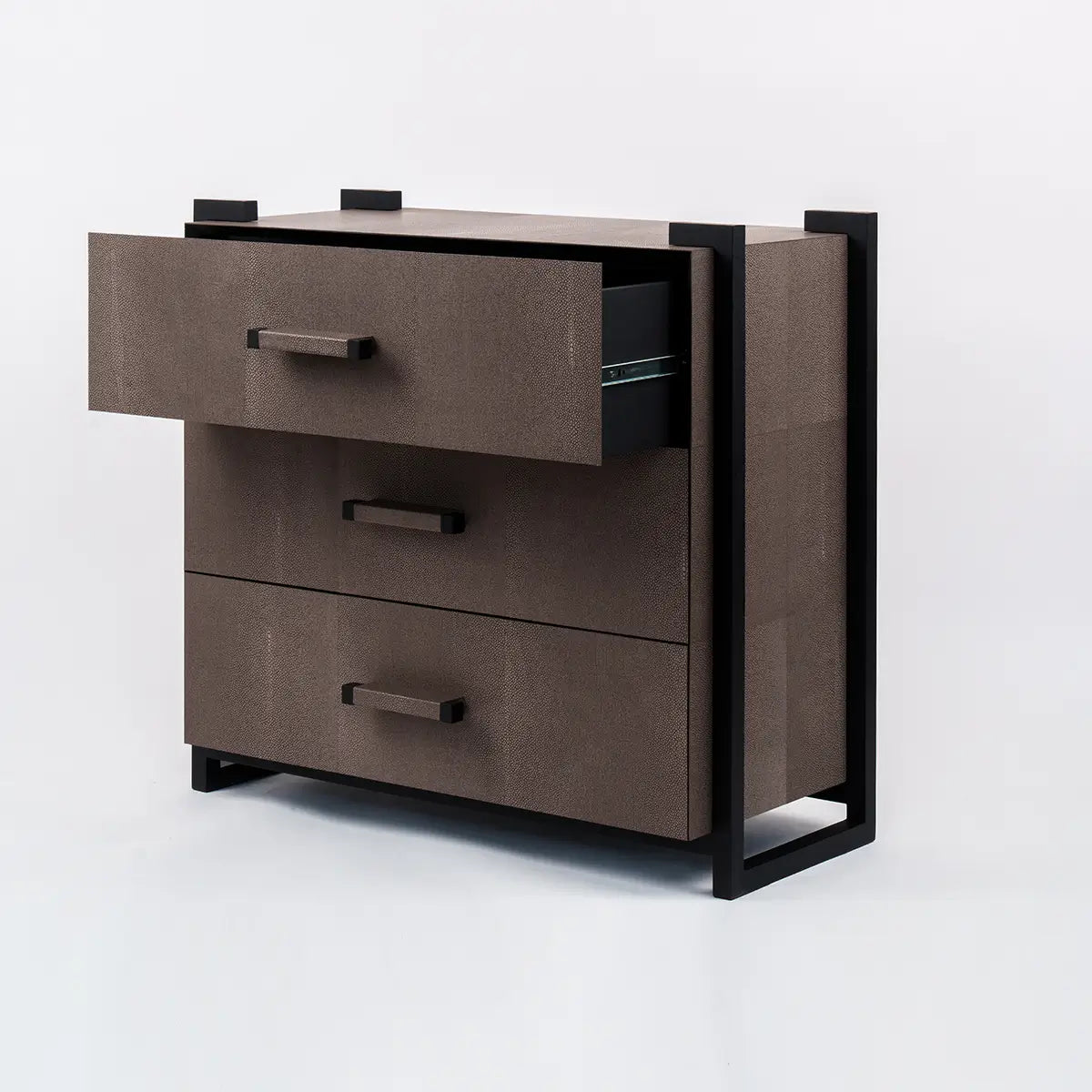 Linea Nera Chest Grey Shagreen Leather