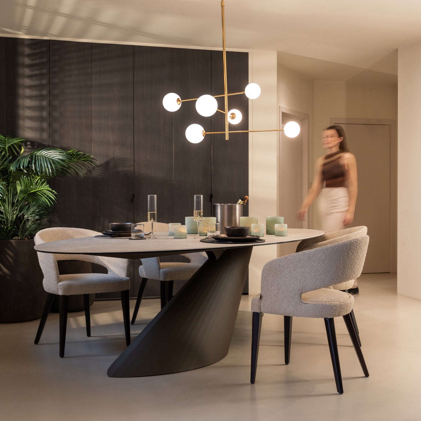 ARLON dining table