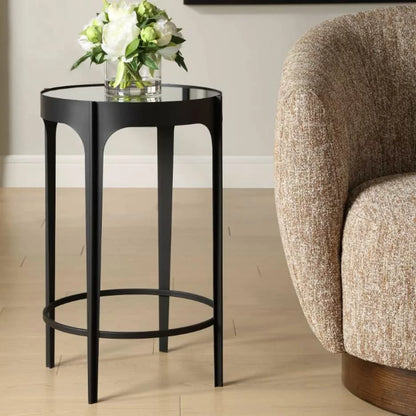 Evan Side Table in Matte Black